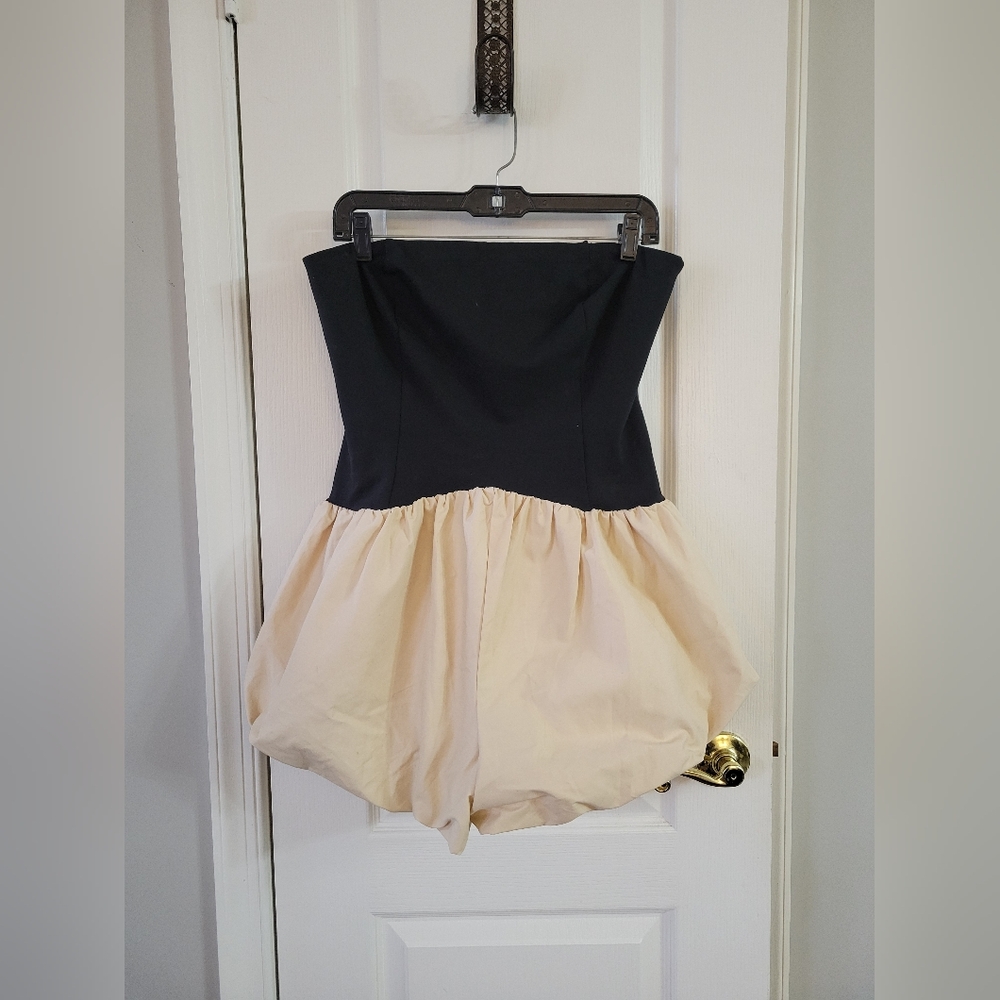 Maeve Anthropologie Strapless Bubble Hem Romper Black & Cream Size Medium